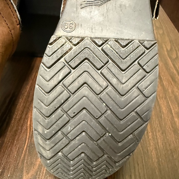 💥SEND OFFERS…Dansko Clogs💥 - Picture 10 of 10